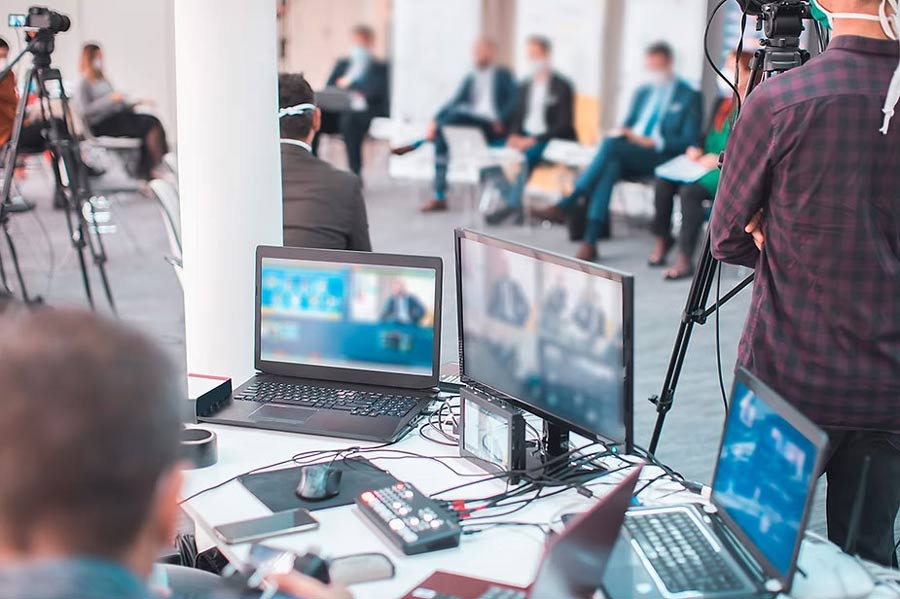 Cameras and Laptops and other technologies used to Enhance Live Streamed Events